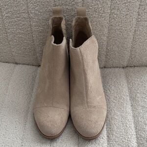 Toms Women's Ankle Booties - Beige Suede